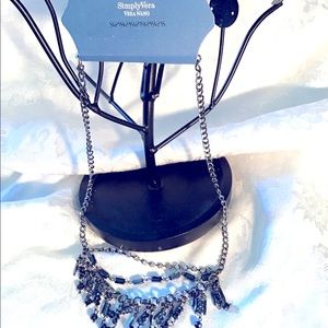 Vera necklace
